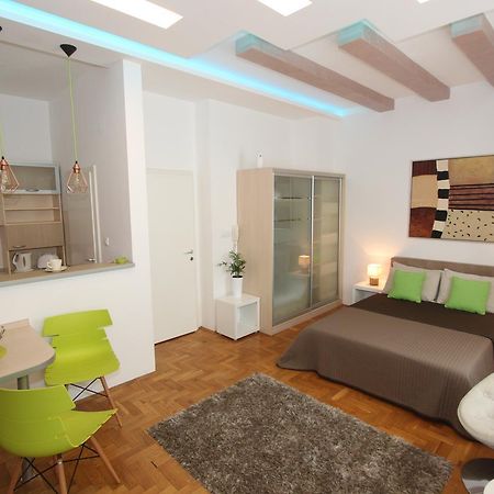New Belgrade Apartment In エクステリア 写真