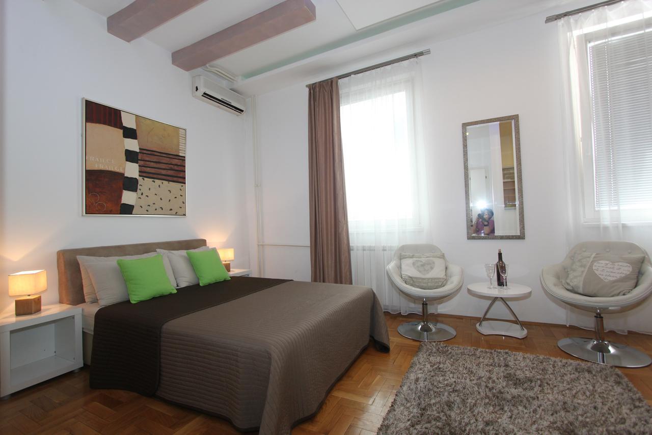 New Belgrade Apartment In エクステリア 写真