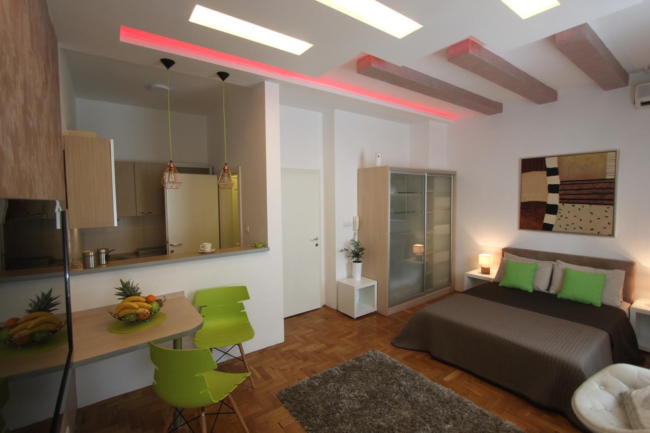 New Belgrade Apartment In エクステリア 写真